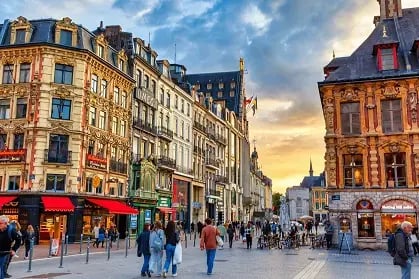 Centre-ville en Hauts-de-France où se situe une agence Sector Alarm