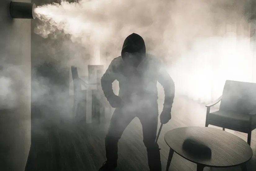 Alarme fumigène : comment ça fonctionne et est-ce vraiment efficace ?