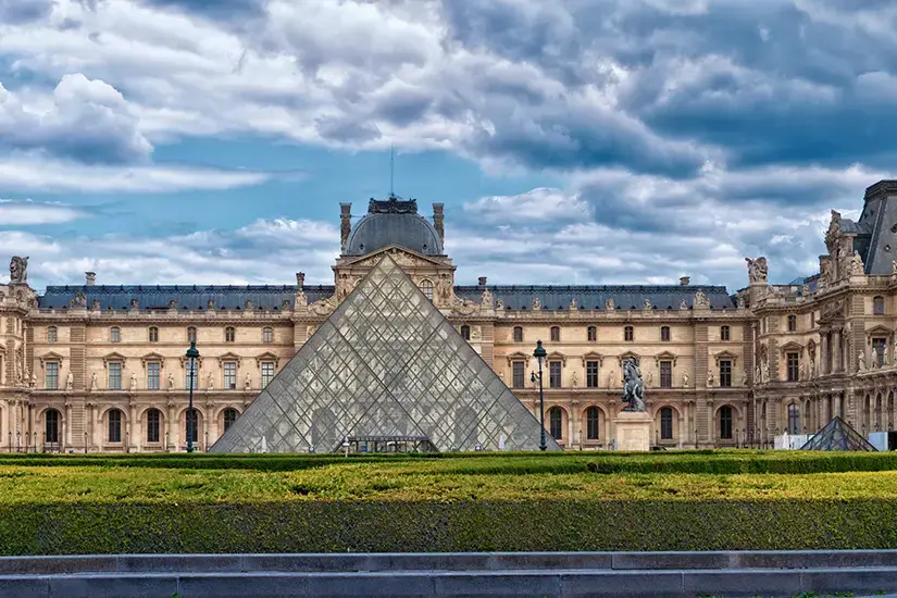 Cambriolage du Louvre : 7 minutes qui posent une question clé… votre logement est-il mieux protégé ? Cambriolage du Louvre : 7 minutes qui posent une question clé… votre logement est-il mieux protégé ?